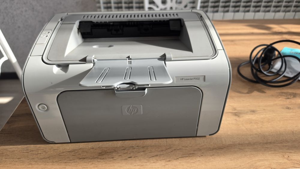 Принтер HP LaserJet P1102 / Обслужен / Заправленный картридж