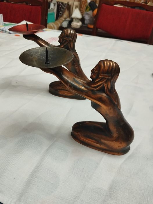 Бронзовые подсвечники