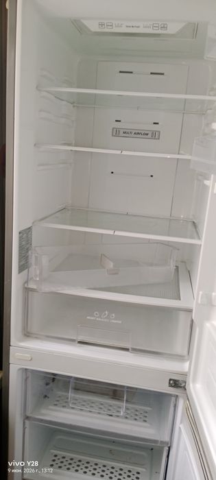 Продаеться холодильник LG