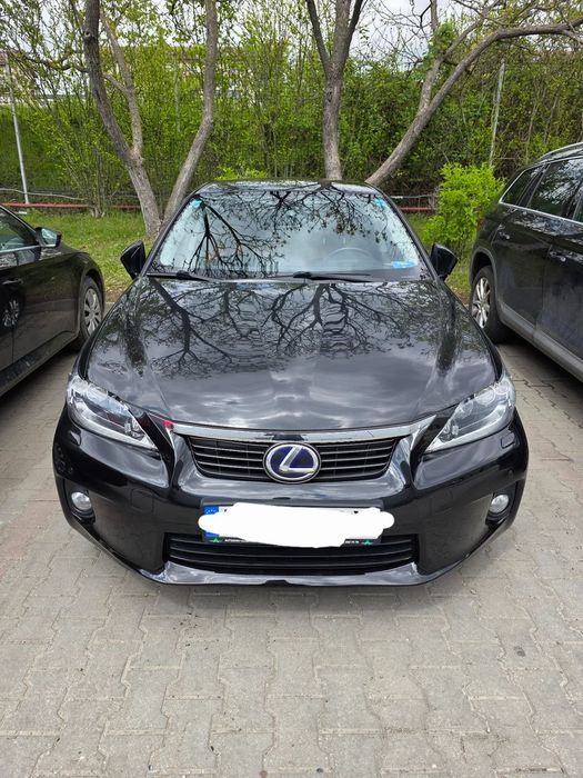 Lexus CT Stare buna, modul hibrid nou, 2 seturi jante.