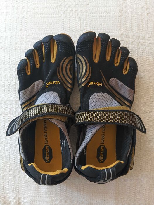 Обувки Vibram Fivefingers (37 номер)