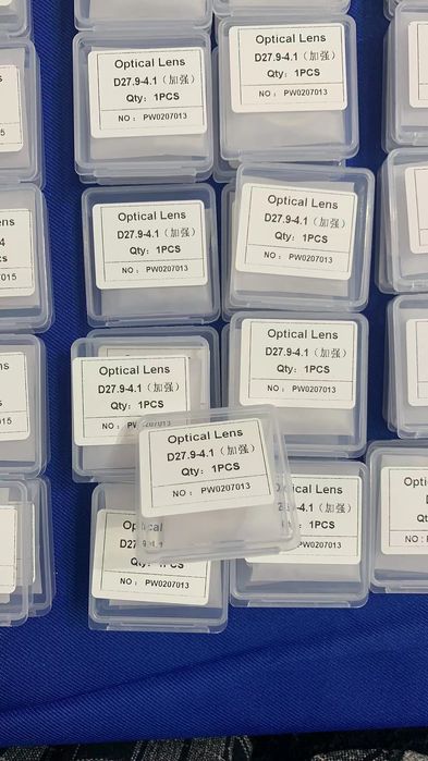 Защитное стекло 27.9*4.1 для лазерных станков, защитная линза.