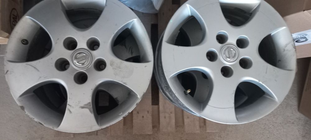 Продам диск R16 титан