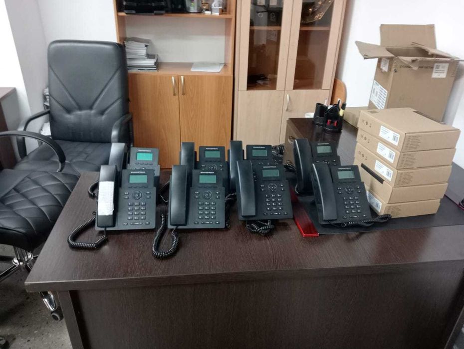 IP Телефон Grandstream grp2601p