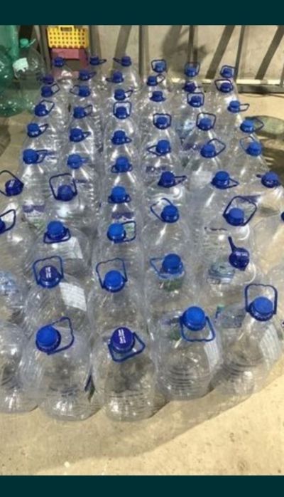 10 литровые баклашки для воды масло яйца и другим жидкости