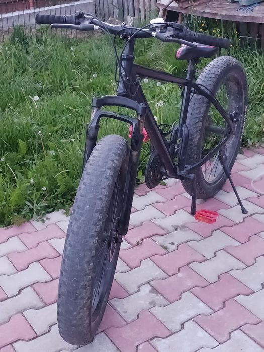 Vand bita capat este in stare buna