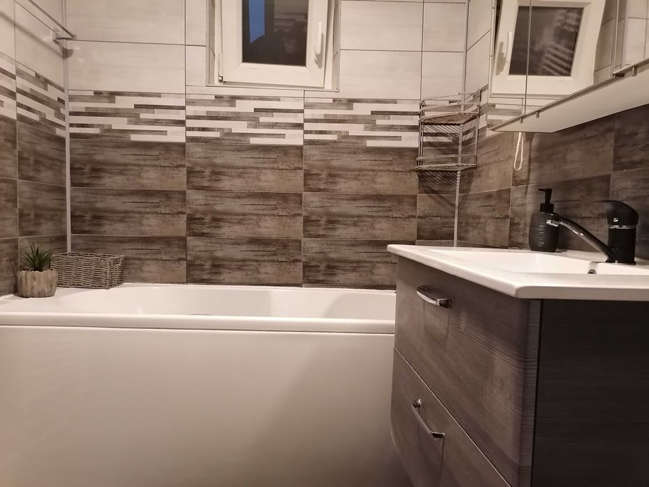 Închiriere apartament cu 2 dormitoare