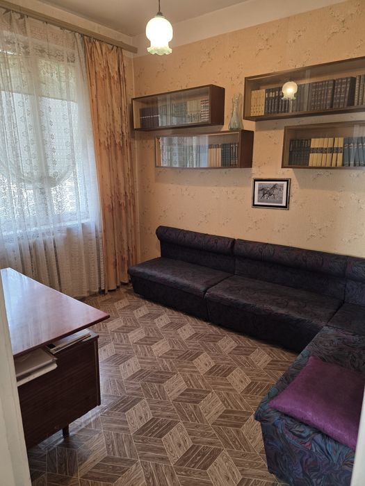 Квартира 5 комнат 2 балкона