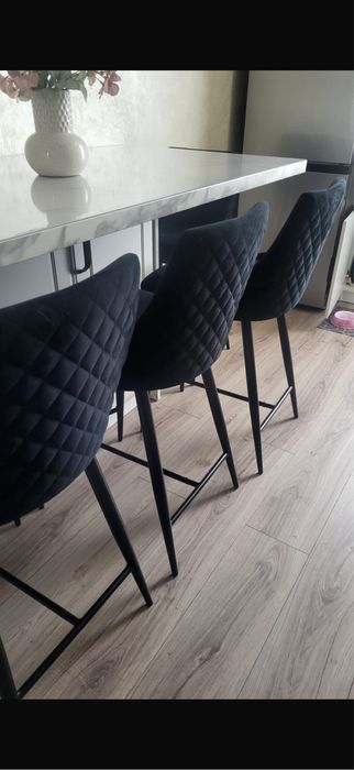 Scaune bar/bucatarie Negre Stofa catifelata