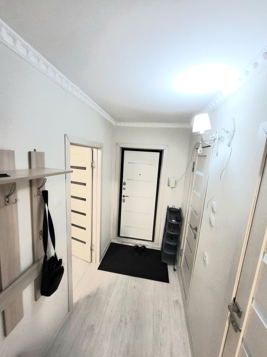 Чистая однушка посуточно, день ночь