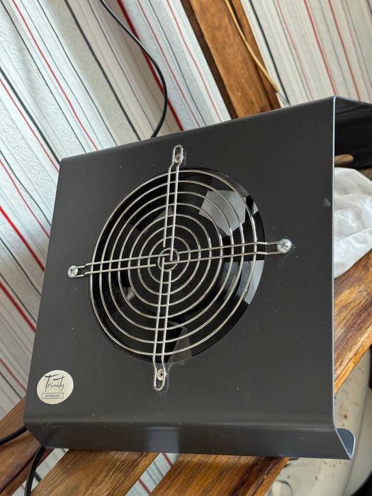 Trinity Пылесос для маникюра настольный, Basic 60 Вт