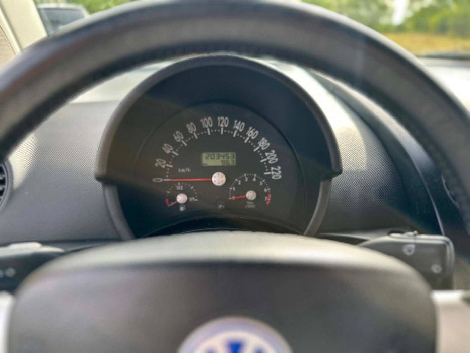 VOLKSWAGEN New Beetle 1999 — imagine 5