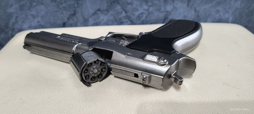 Масивен метален пистолет с капси COLT +96 бр. капси