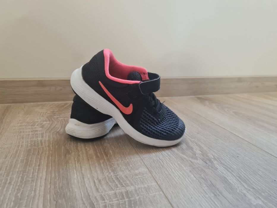 Детски маратонки Nike