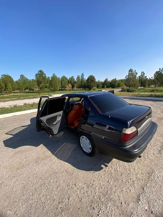 Daewoo nexiya. 1