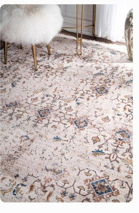 Продаю ковер светлый 2×3