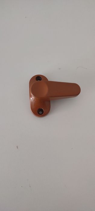 Блокираторы для окон и дверей балконов