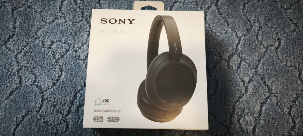 Vand casti Sony WH-CH720N