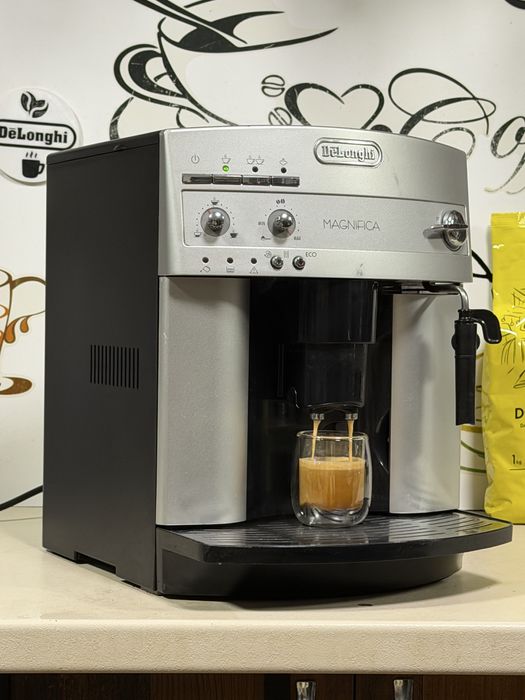 Кафемашина кафе автомат delonghi magnifica с гаранция