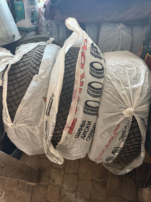 Шины Мишлен в отличном состоянии