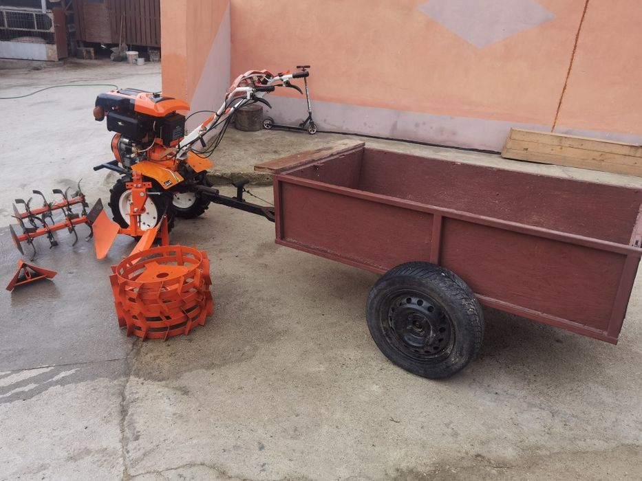Vând motocultor ruris 1001 ksd