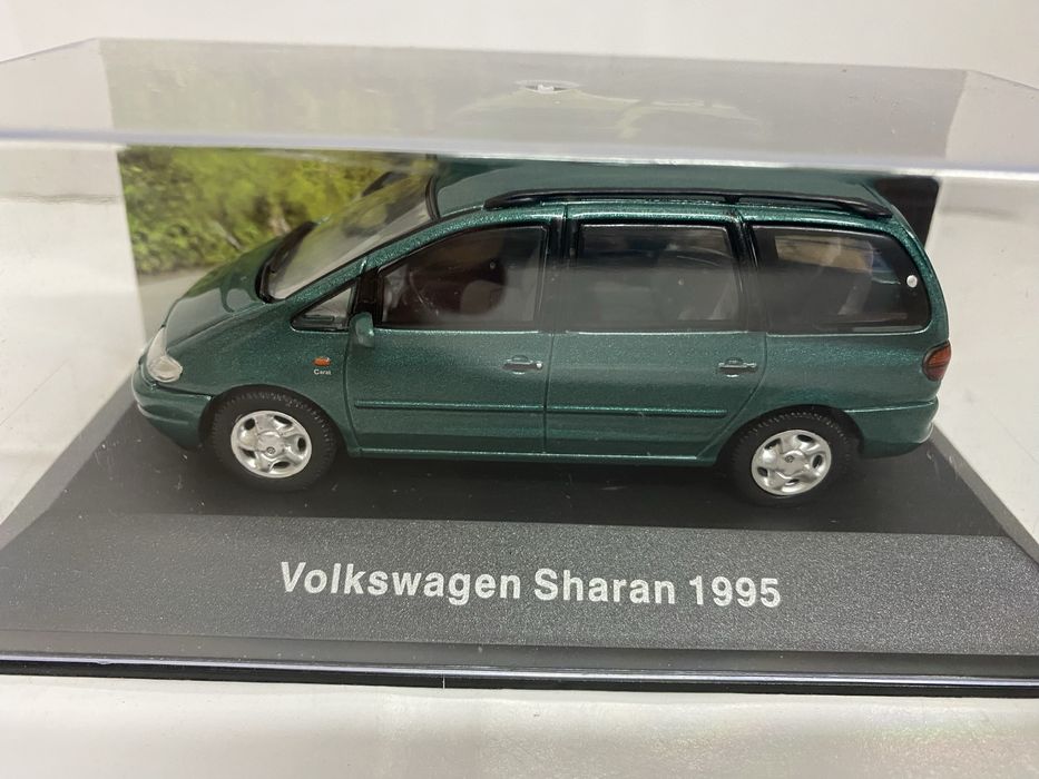 VOLKSWAGEN SHARAN an 2005 machetă auto scara 1:43 (11 cm) Ixo/Altaya