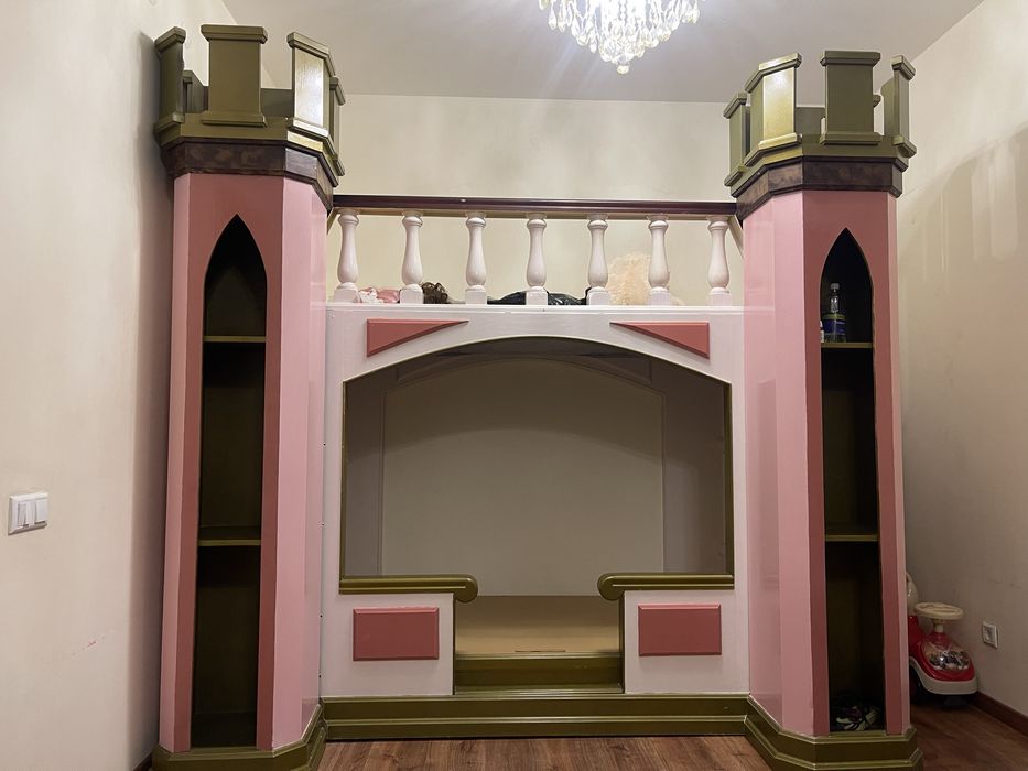 Двухъярусный детский кровать б/у