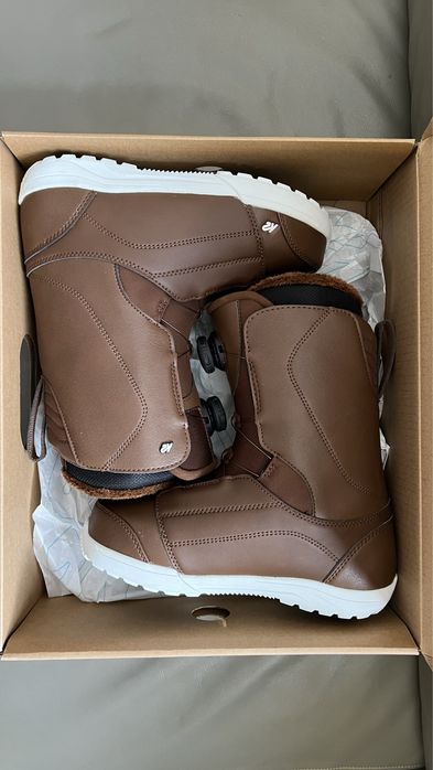 Bootsi snowboard K2 Haven BOA 39.5 sau 25
