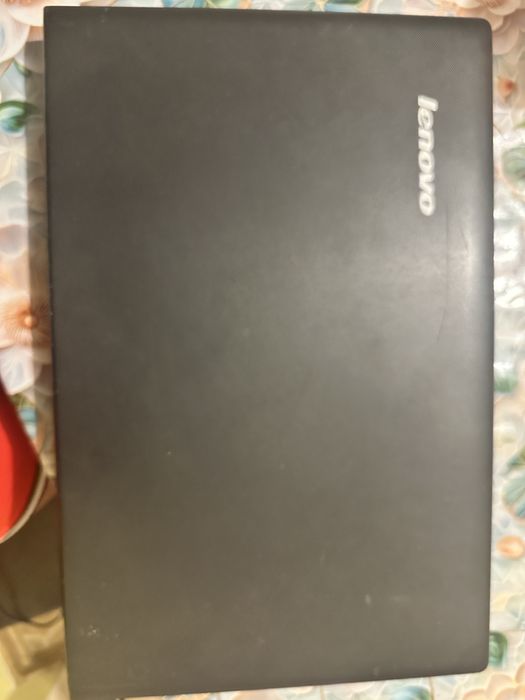 Laptop Lenovo.