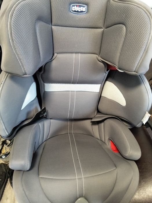 Vând scăunel auto cu ISOFIX