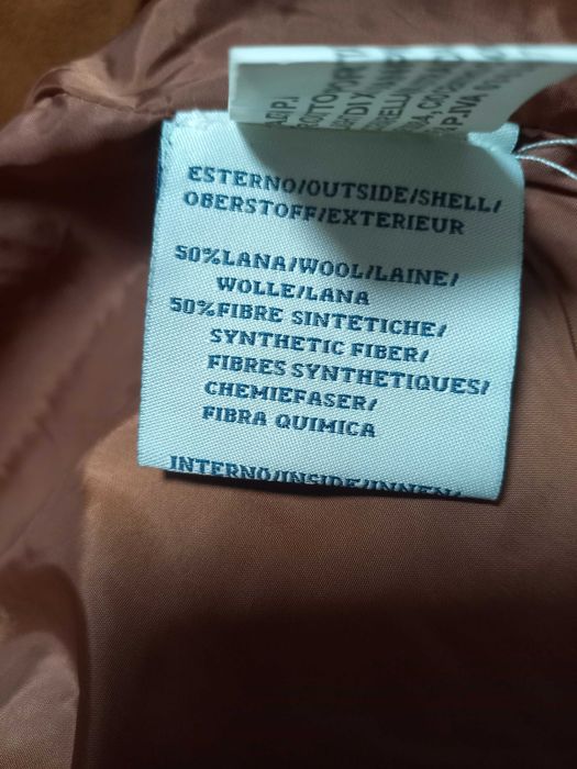 Palton Primavara 50%lana 50%poliester.