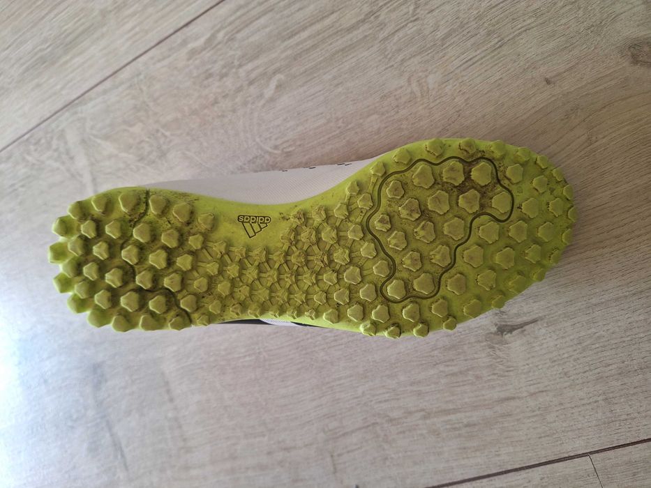 Футболни обувки Adidas predator 38 номер