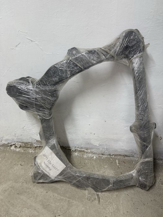 балка на camry 40