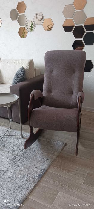 Кресло-качалка новое