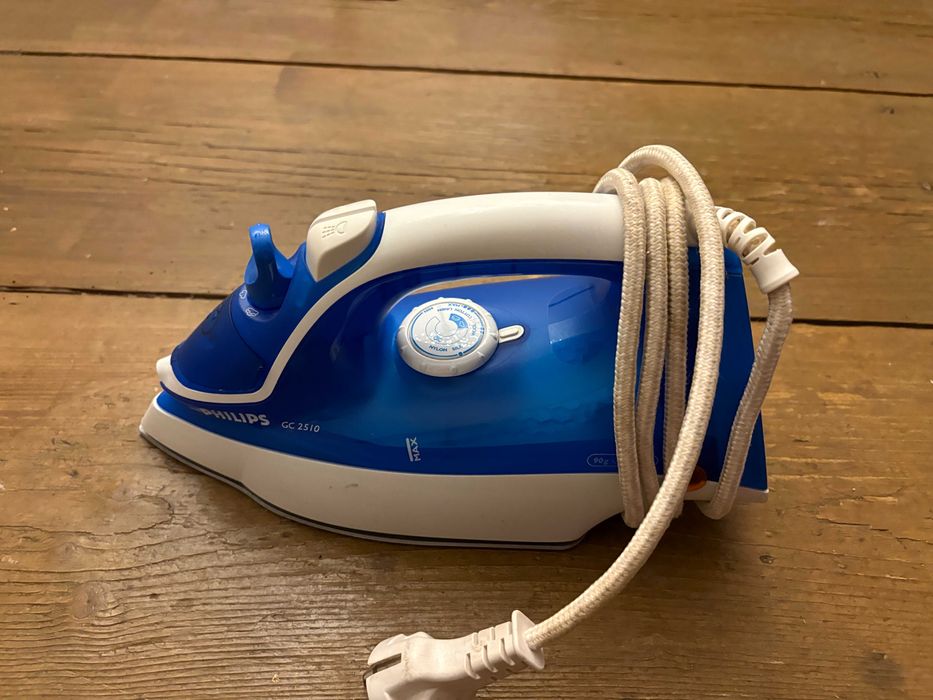Fier de calcat Philips GC 2510 2000 W functional stare buna