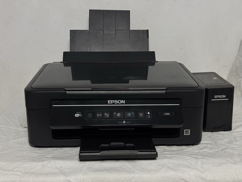 Принтер (Цветной) Epson l366