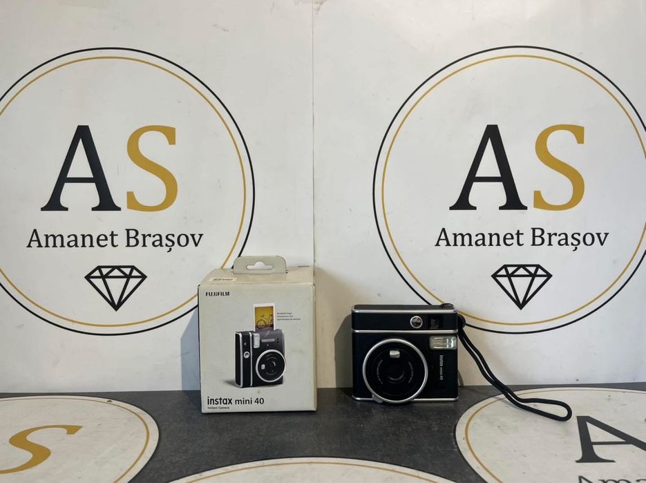 Aparat foto instant Fujifilm Instax Mini 40 la cutie