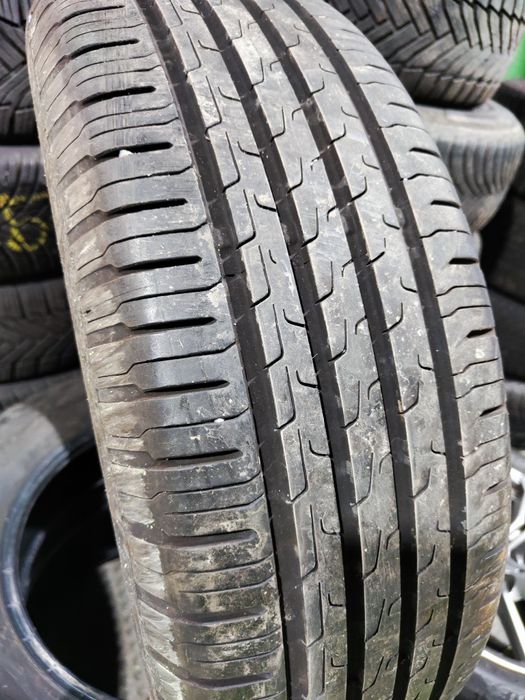 2 бр 215/65/17 Continental