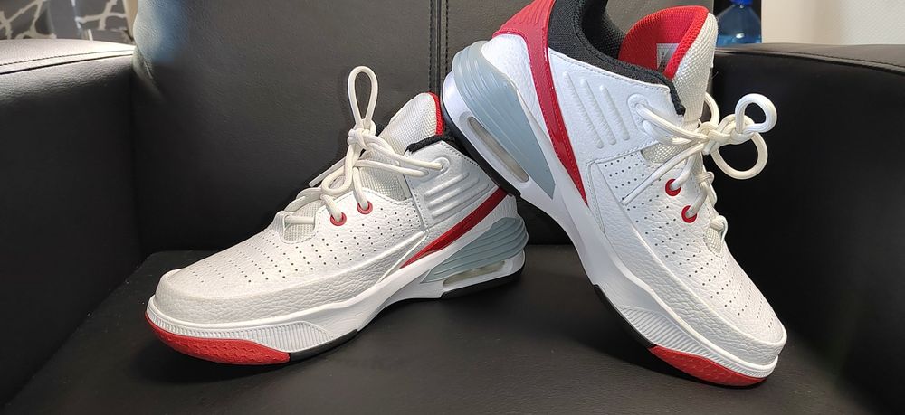 Nike Jordan Max Aura 4, номер 38,5