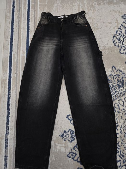 Продам футболку,  джинсы