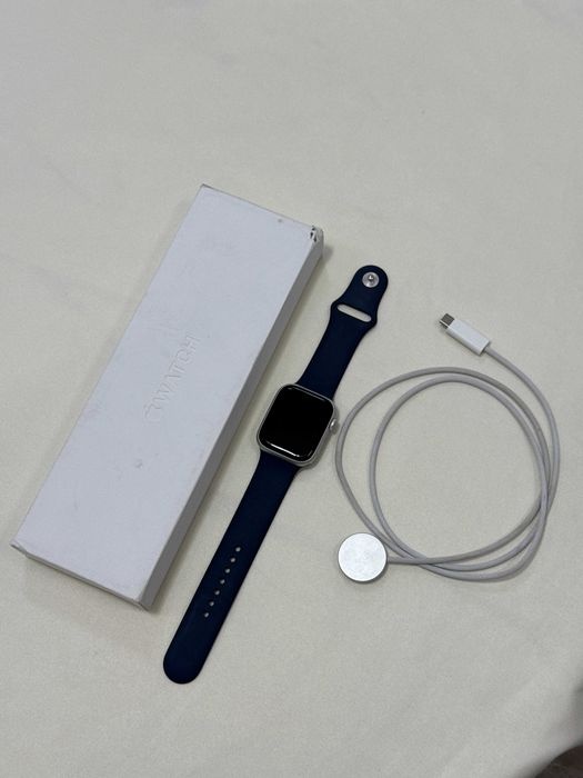 Apple Watch Series 9 Silver (45 mm, GPS)