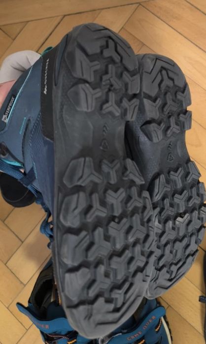 De vanzare ghete băieți