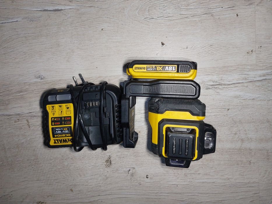 Laser dewalt dcle34031