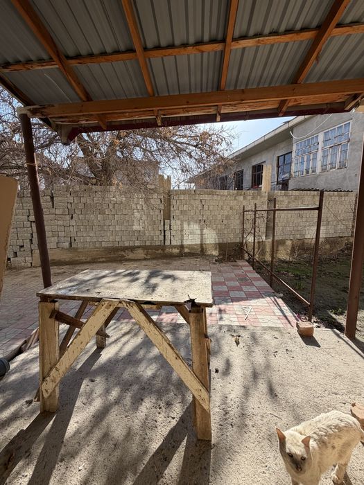 Продается 3х ком квартира 1-этаж (середина) Микрарайон