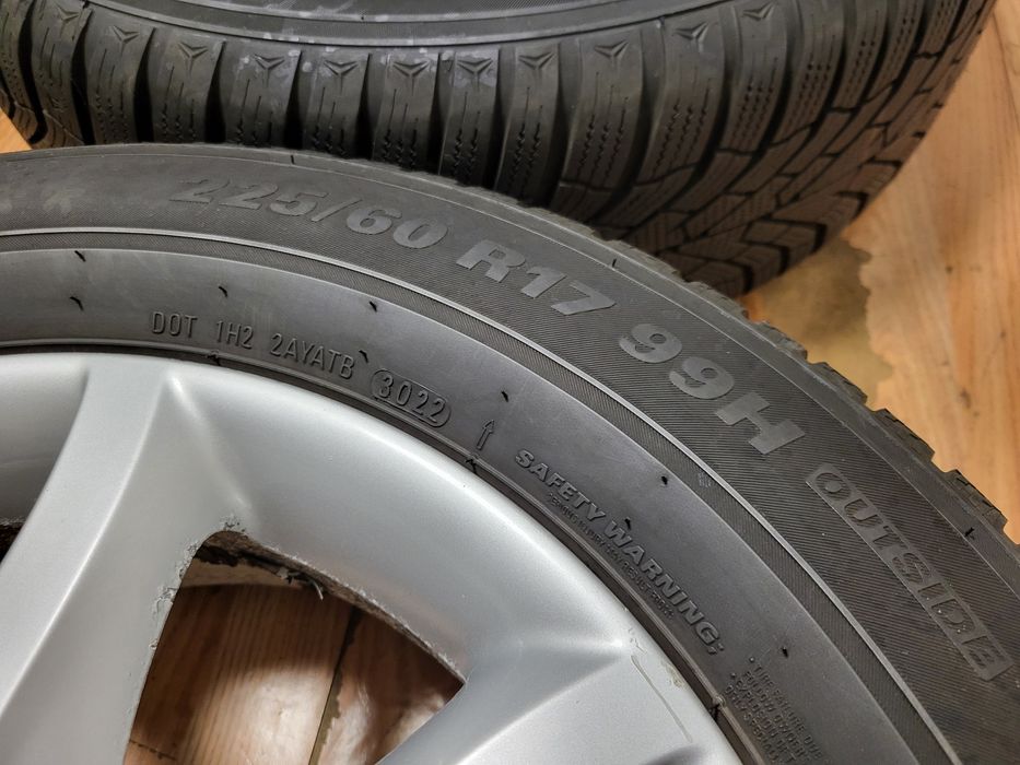 Джанти 17" 5×114,3 Renault с гуми 225/60/17 Kumho зимни