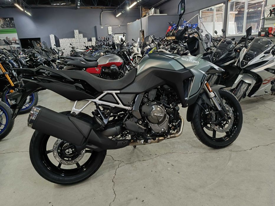 Suzuki DL800 V-Strom  M5 prin Suzuki Constanta