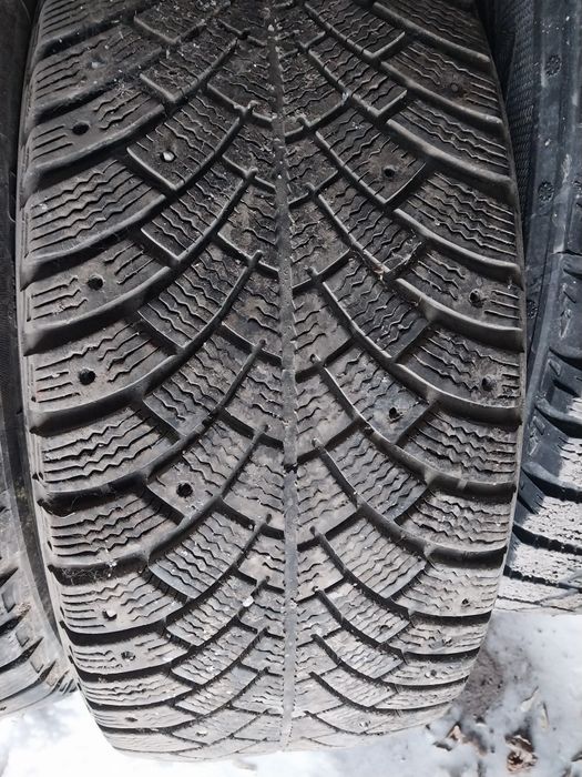 4 шины Bfgoodrich 245 45 R17.