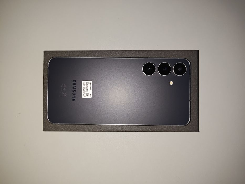 Samsung Galaxy S25 FE NOU*