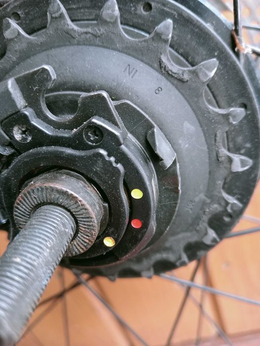 Roata spate 28 butuc Shimano Alfine 8 Roata fata 28 dinam  Set mtb 26