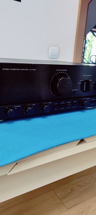 Vând KENWOOD KA-7020